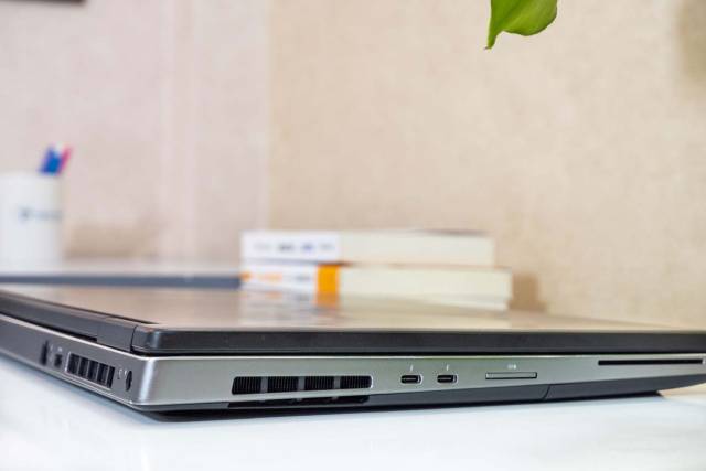 Dell Precision 7730 6 dell precision 7730 8 1660791475 640