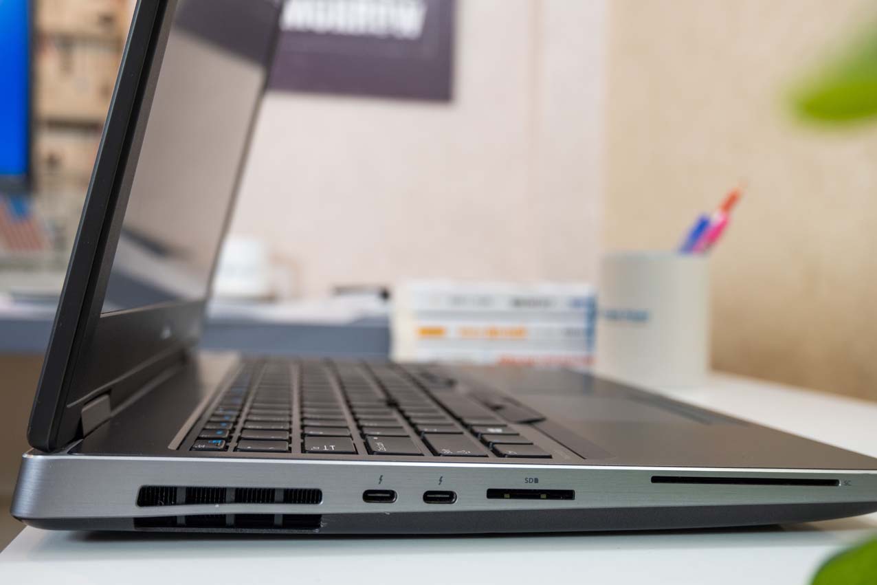 Dell Precision 7540 18 dell precision 7540 xeon